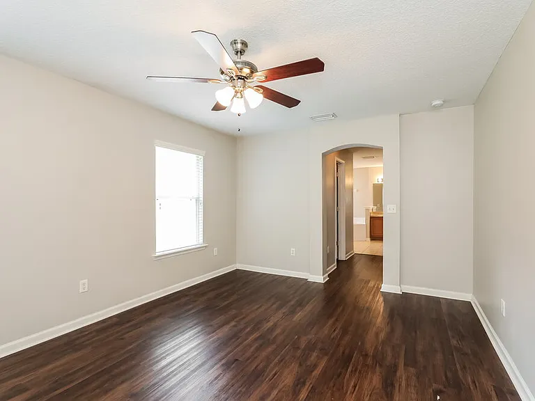 14081 Bradley Cove Rd — Photo 11