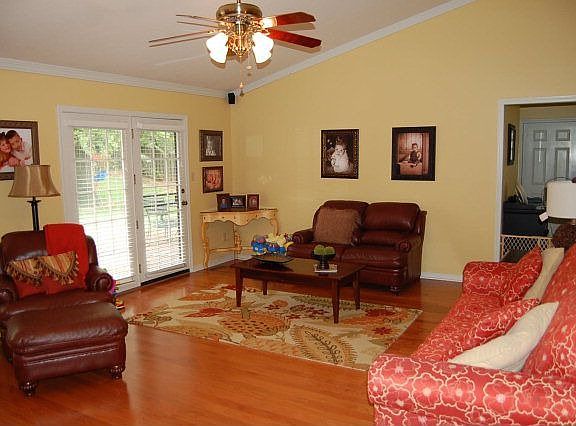 5th image of 4313 Brookhill Dr