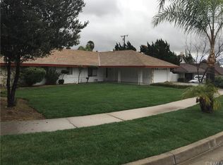 2485 Vanda Ln, Highland, CA 92346