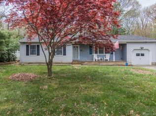 301 Cedar Dr, Lanoka Harbor, NJ