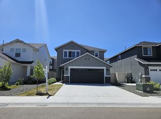 2813 E Jasmine St, Meridian, ID 83646