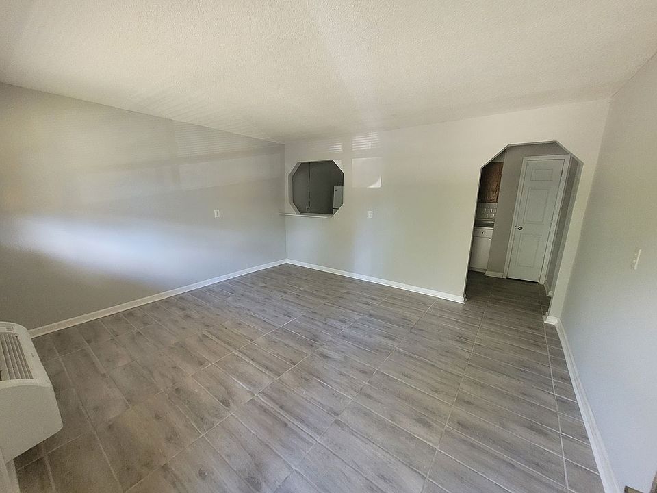 1st image of 130 S Estes Dr APT J2