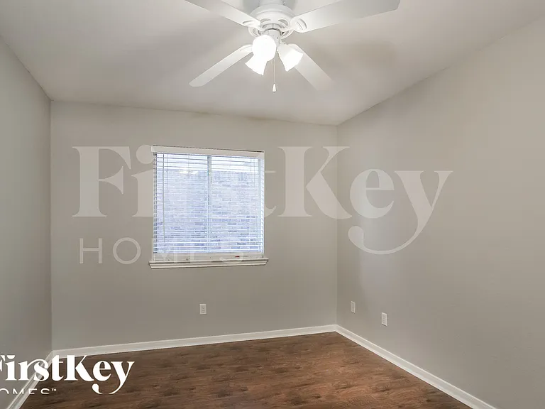 21538 Forest Colony Dr — Photo 12
