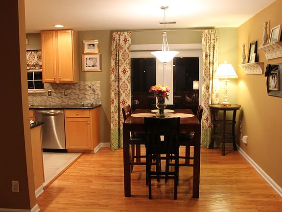 4th image of 8132 Faircrest Ln