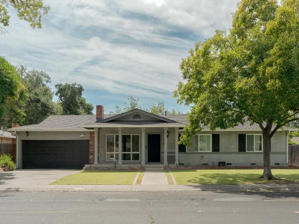 414 E Benjamin Holt Dr, Stockton, CA 95207
