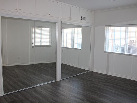 4th image of 1827.5 W Hill Dr