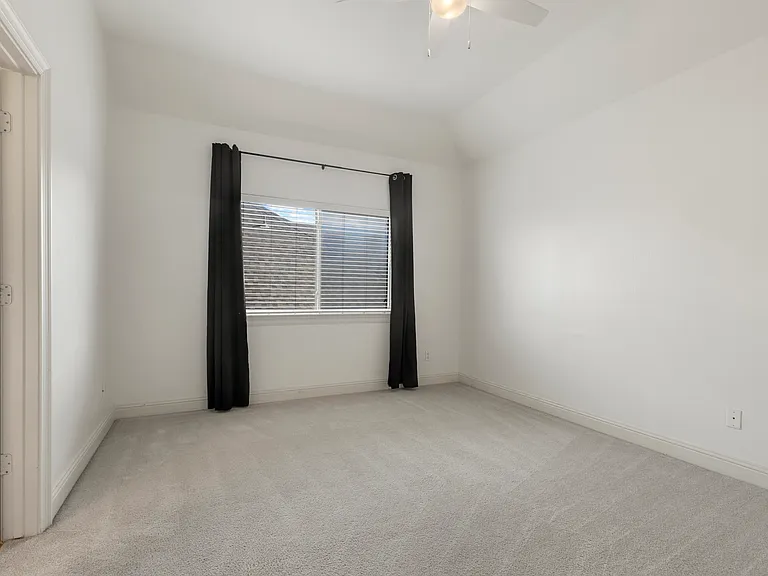 11292 Berkeley Hall Ln — Photo 23