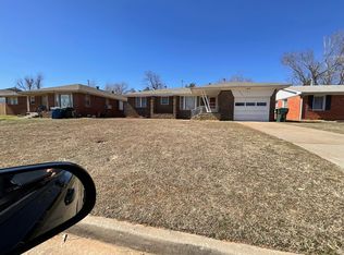 2405 N Thornton Dr, Midwest City, OK 73110
