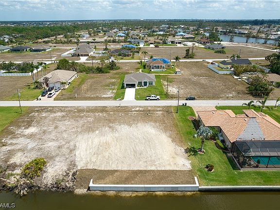 4th image of 2330 NW 36th Ave