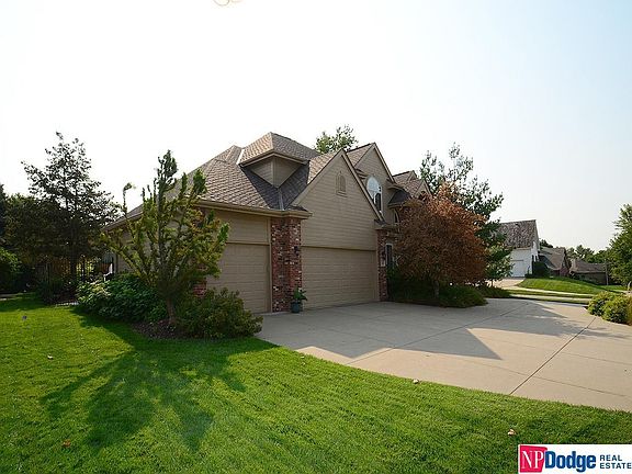 3rd image of 725 S 178th St