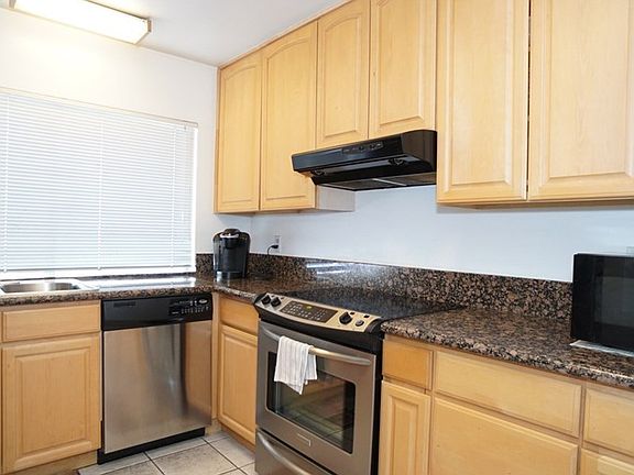 5th image of 18524 Mayall St Unit G