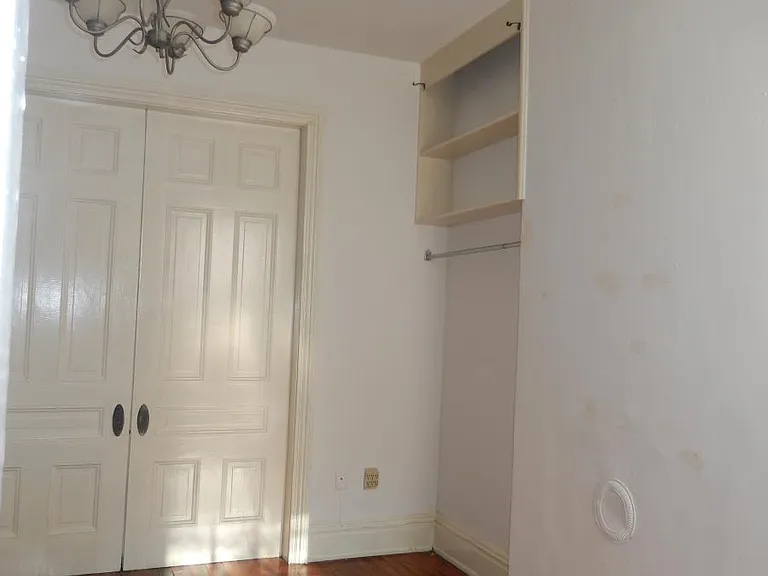 105 S Pine St — Photo 17