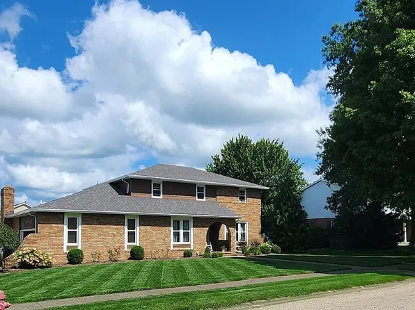 1805 Opal St, Louisville, OH 44641