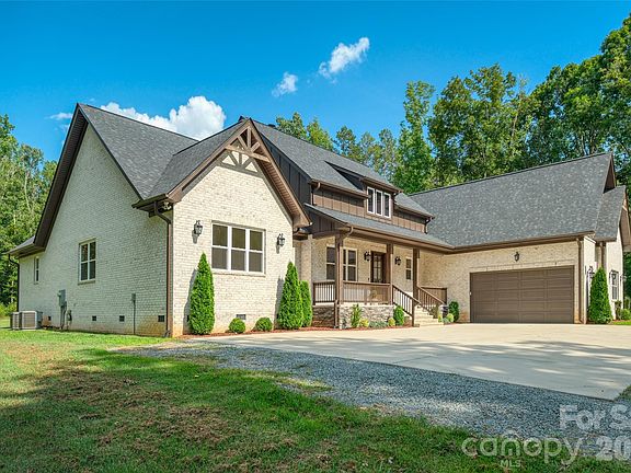 2nd image of 9401 Deer Run Rd