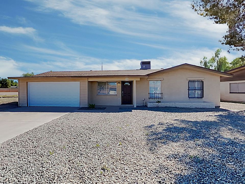 1st image of 935 N Allen Cir