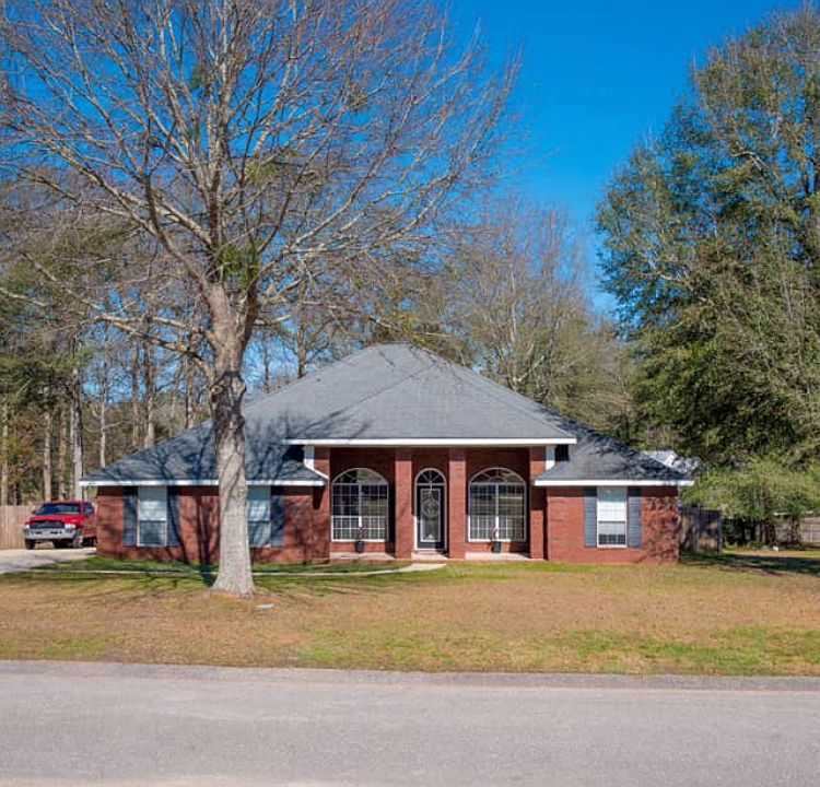 1st image of 4593 Lake Woods Dr N