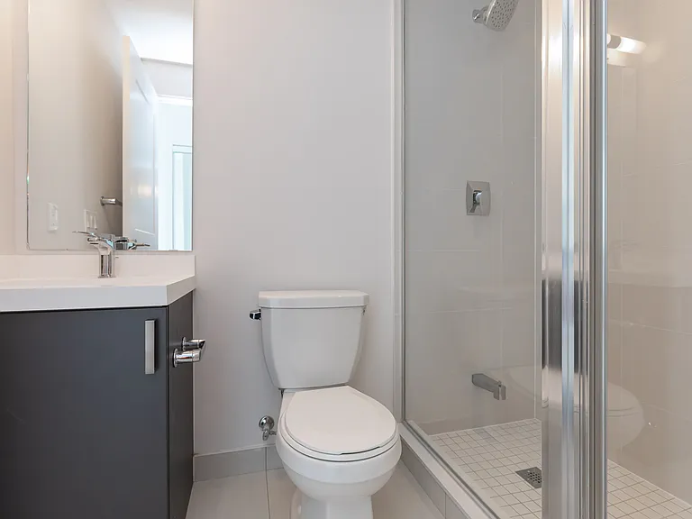 7895 Jane St #Townhouse B-7 — Photo 23