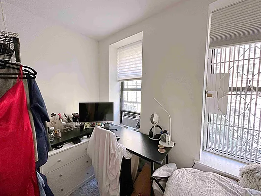 Rented by Living New York | media 12