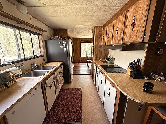 4th image of 7250 S Us Highway 89 #44