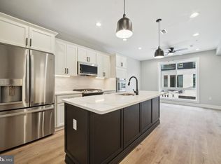 1633 Cadwallader St, Philadelphia, PA 19122