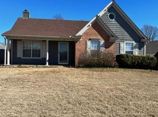 85 Center Oak Dr, Oakland, TN 38060