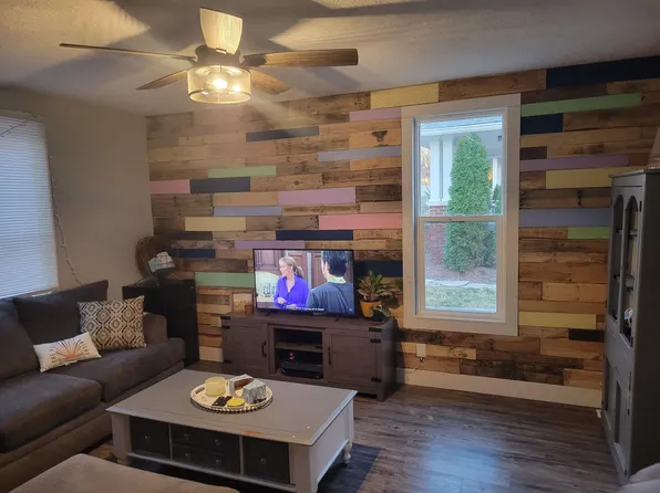 1000 E 2nd St, Bloomington, IN 47401