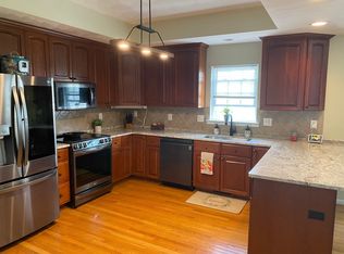 1434 Crutchfield St, Roanoke, VA 24019