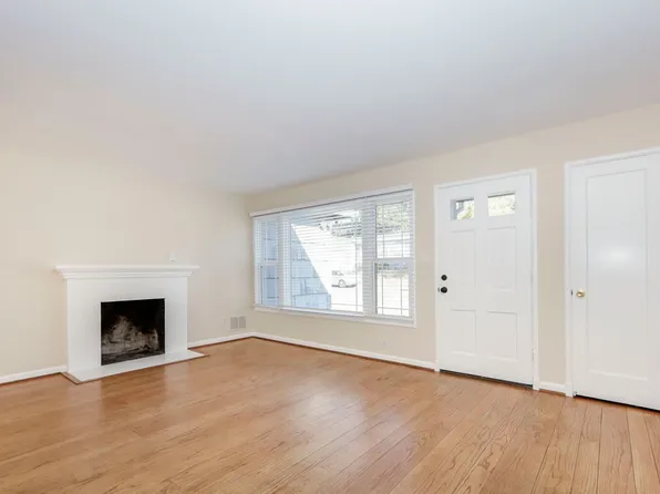 320 La Casa Ave, San Mateo, CA 94403