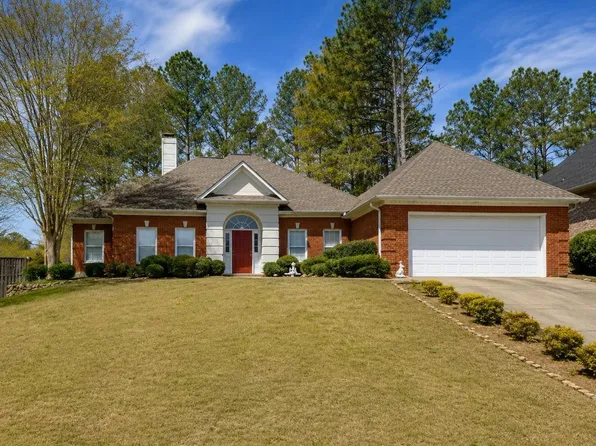 1045 Southlake Cv, Birmingham, AL 35244
