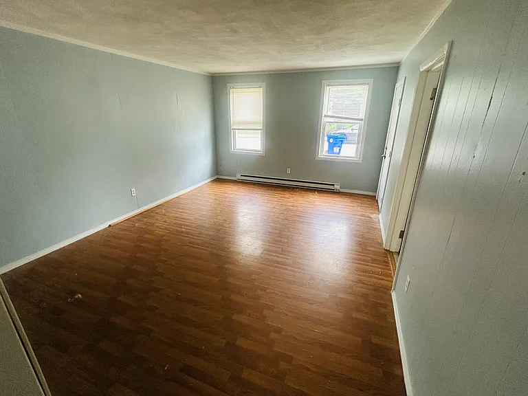 44 Barbara St #1L — Photo 2