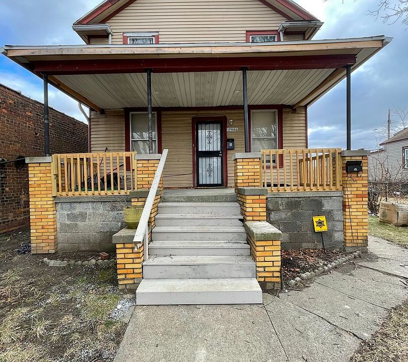 1st image of 17946 Gallagher Ave #2