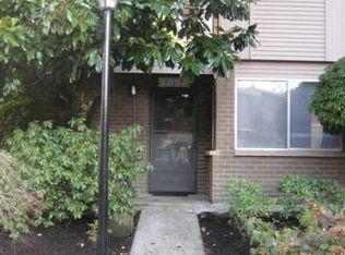 5892 123rd Ave SE, Bellevue, WA 98006