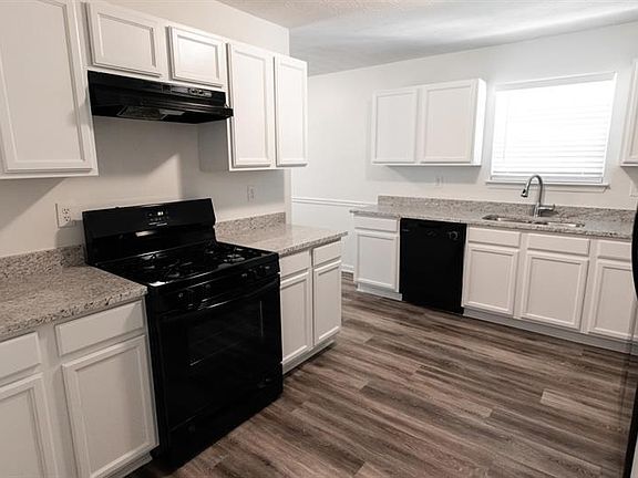 4th image of 184 Rankin Cir