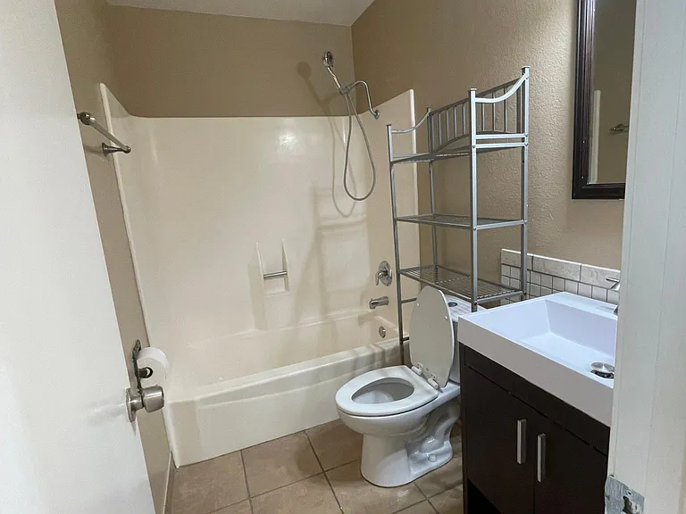 7299 Unicorn Cir — Photo 16