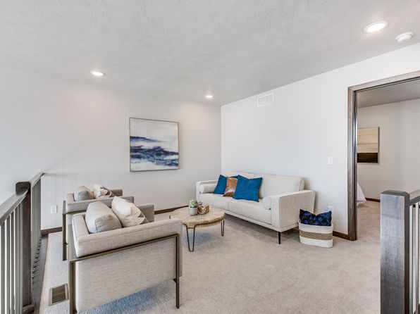 sioux-falls-south-dakota-443812591 picture