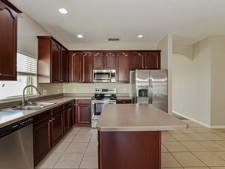 2061 Ribbon Falls Pkwy — Photo 6