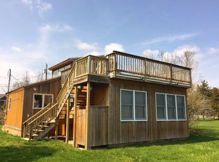 18 Niamogue Ln, Quogue, NY 11959