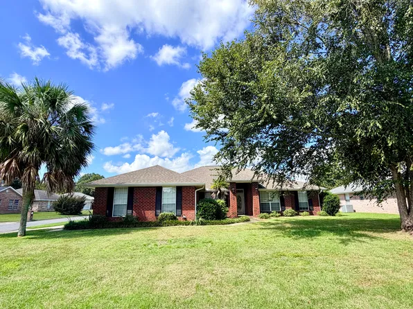 5315 Willow Oak Dr, Pace, FL 32571