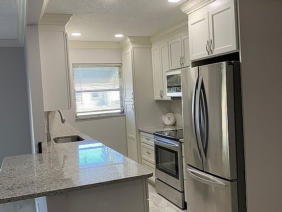 4th image of 730 South Dr APT C