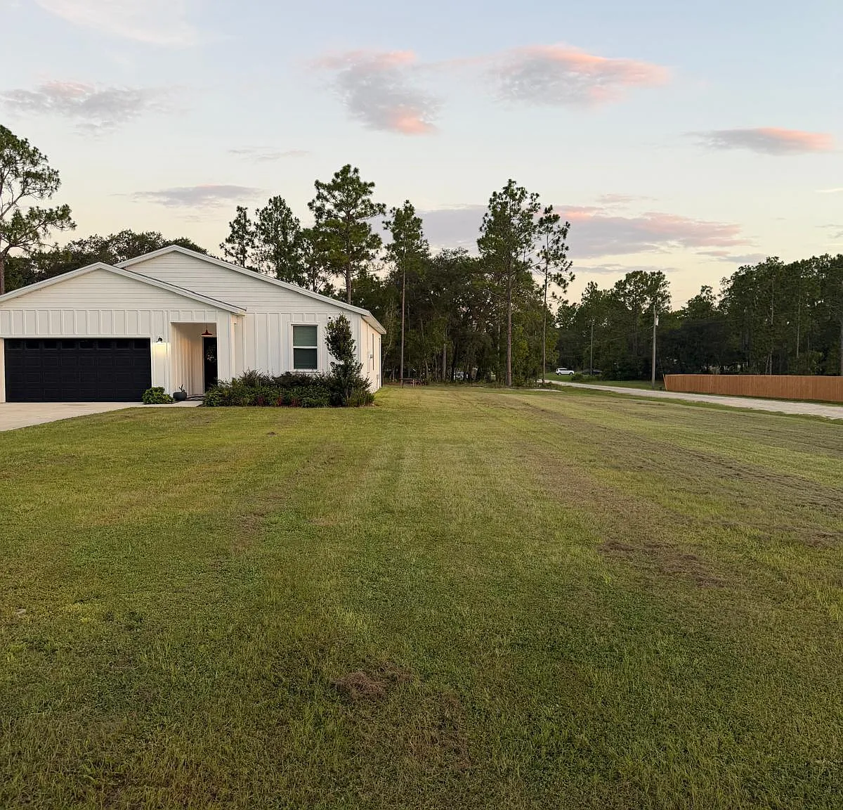3 bed, 1543 sqft, $3,300 — Photo 3