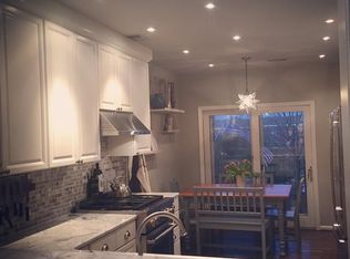 713 Massey Ln #B, Alexandria, VA 22314