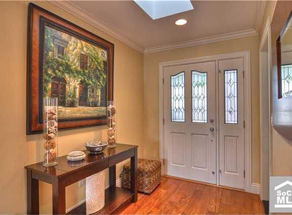 5th image of 227 Cottage Pl