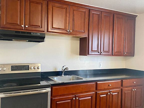 2nd image of 1860 E 25th St APT A