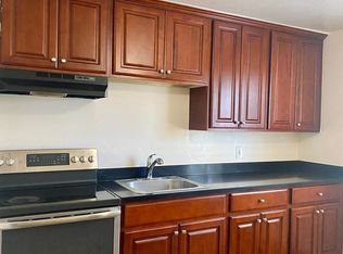 1860 E 25th St APT C, Oakland, CA 94606
