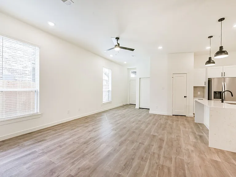 1868 Dry Cherry Ln — Photo 46