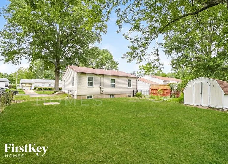 42 Mercury Dr — Photo 14
