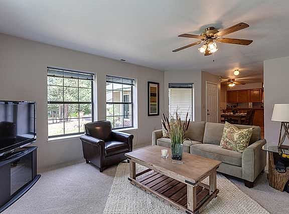 3rd image of 10433 Lenelle Ln
