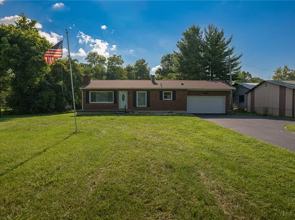 2061 Rhoades Rd, Farmersville, OH 45325