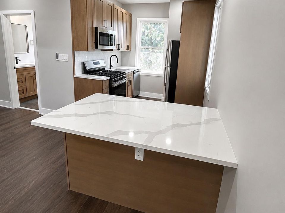 1st image of 122 Burmont Rd APT 2