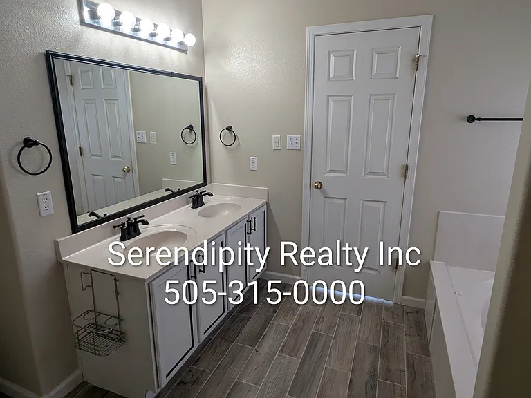 5060 Mira Vista Dr NE — Photo 9